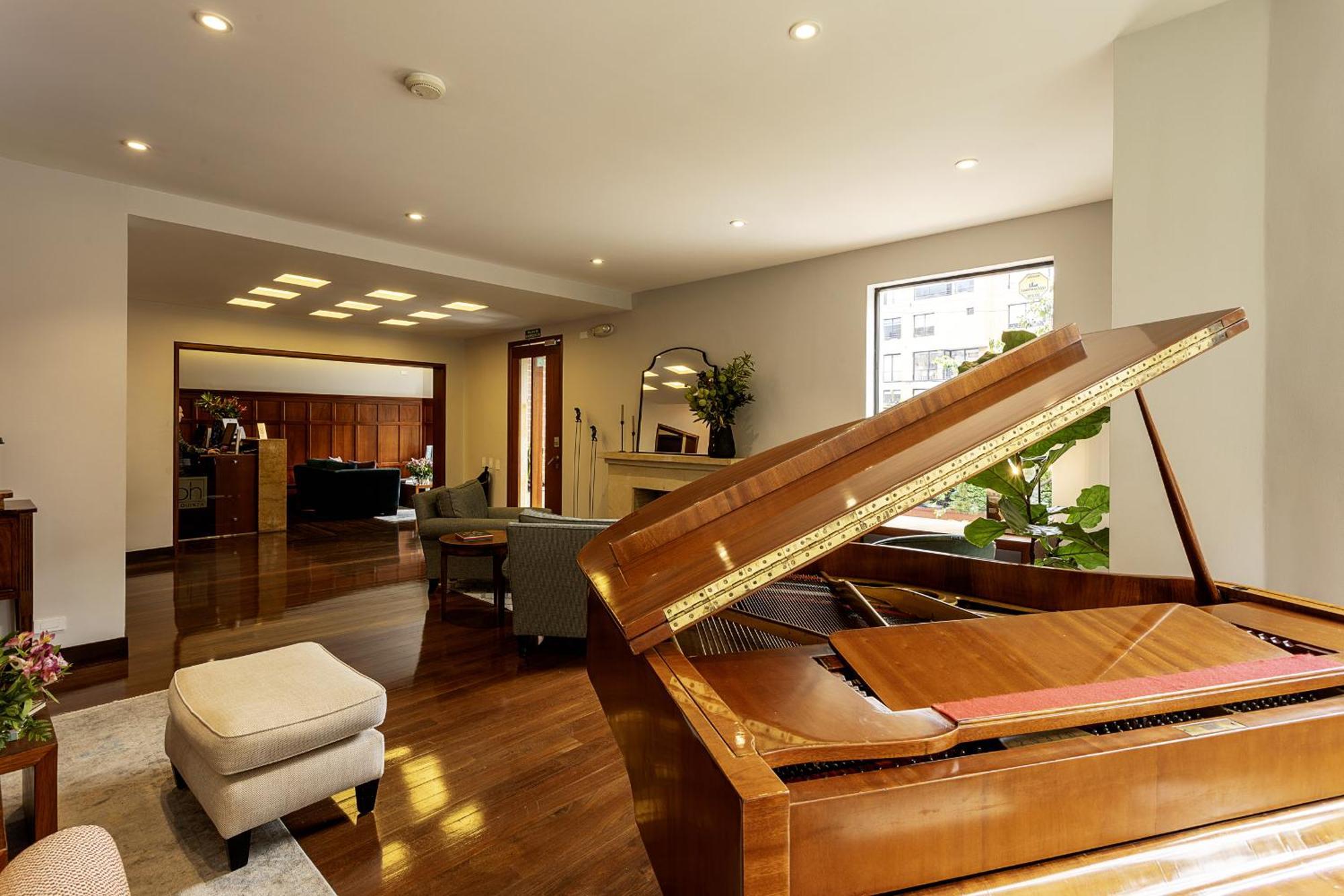 Hotel Bh La Quinta Bogotá Kültér fotó